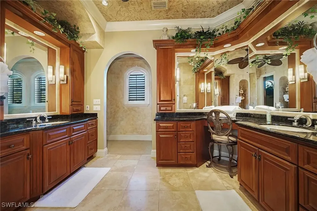 232 Bayshore Drive Cape Coral FL 33904