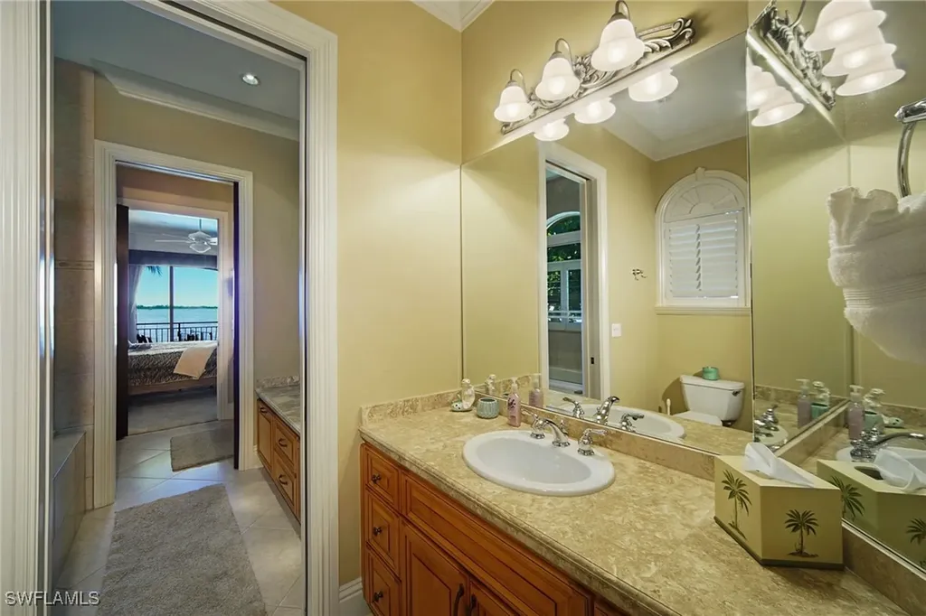 232 Bayshore Drive Cape Coral FL 33904