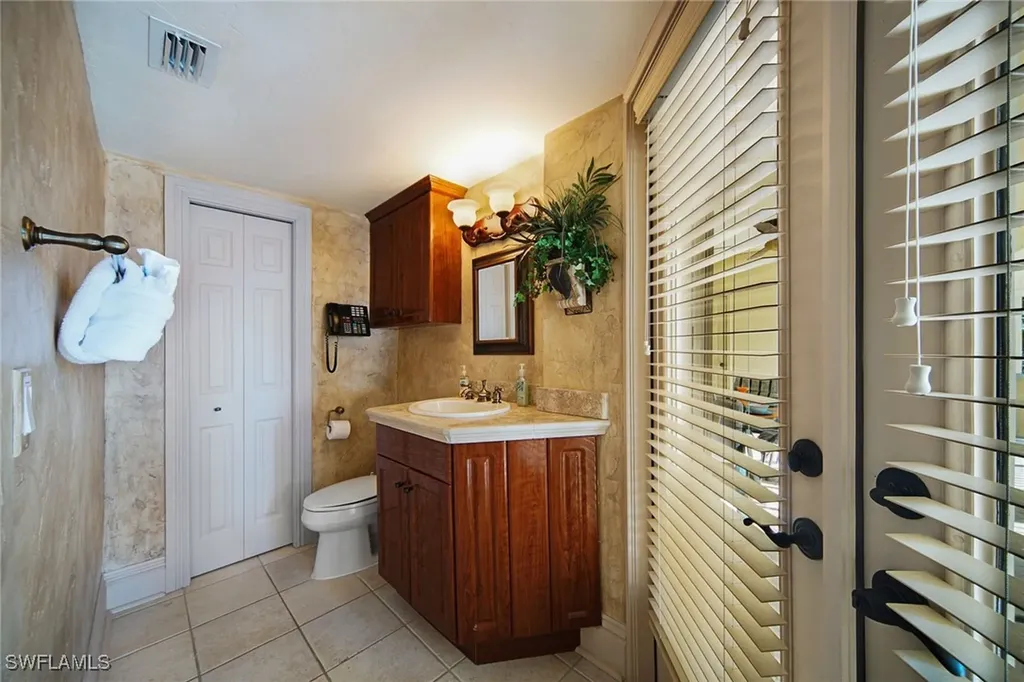 232 Bayshore Drive Cape Coral FL 33904