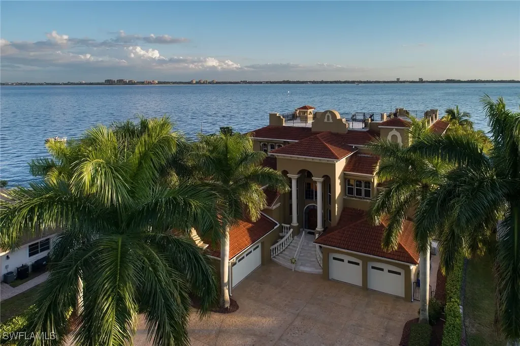 232 Bayshore Drive Cape Coral FL 33904