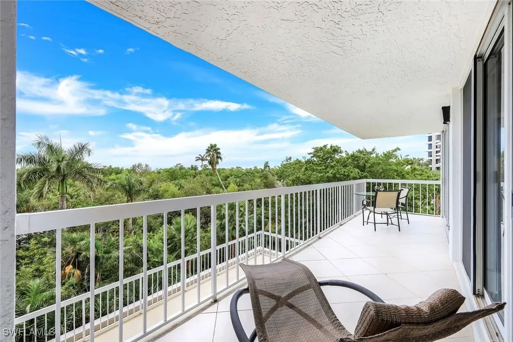 5501 Heron Point Drive Naples FL 34108