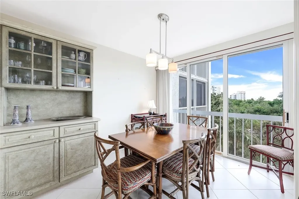 5501 Heron Point Drive Naples FL 34108