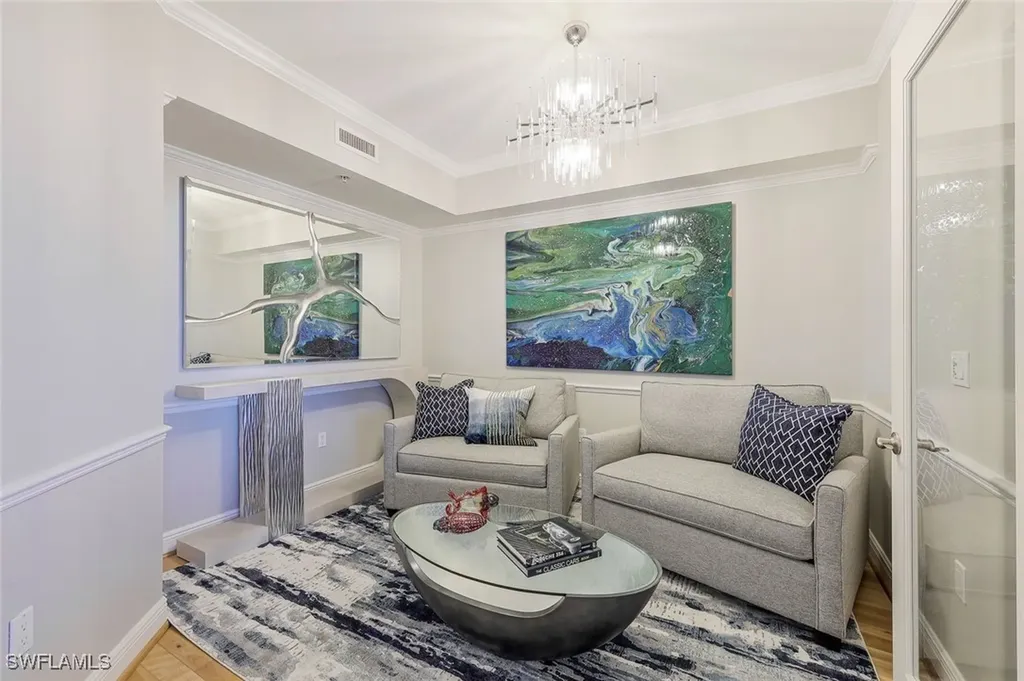 1060 Borghese Lane Naples FL 34114
