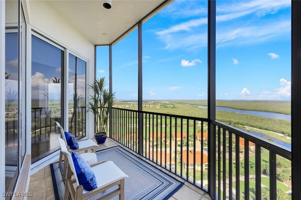1060 Borghese Lane Naples FL 34114
