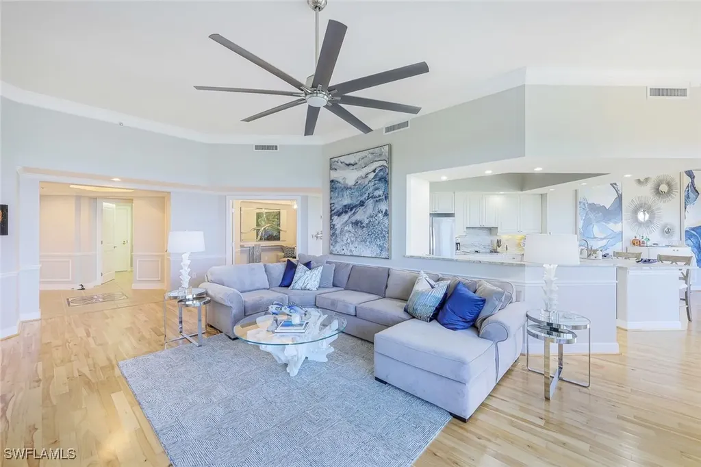 1060 Borghese Lane Naples FL 34114