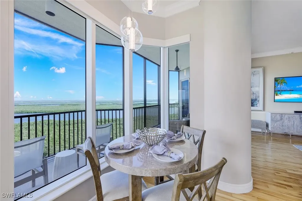 1060 Borghese Lane Naples FL 34114