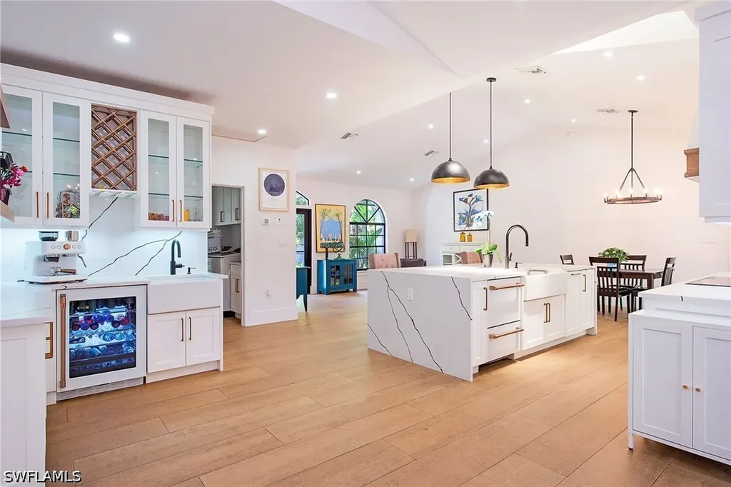 5960 Bur Oaks Lane Naples FL 34119
