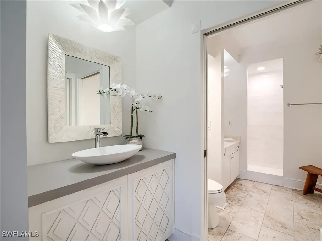 1016 Manor Lake Drive Naples FL 34110