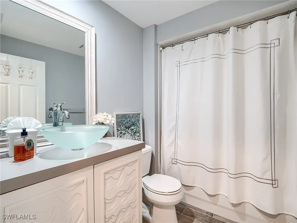 1016 Manor Lake Drive Naples FL 34110