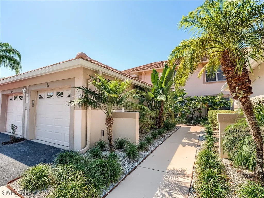 1016 Manor Lake Drive Naples FL 34110