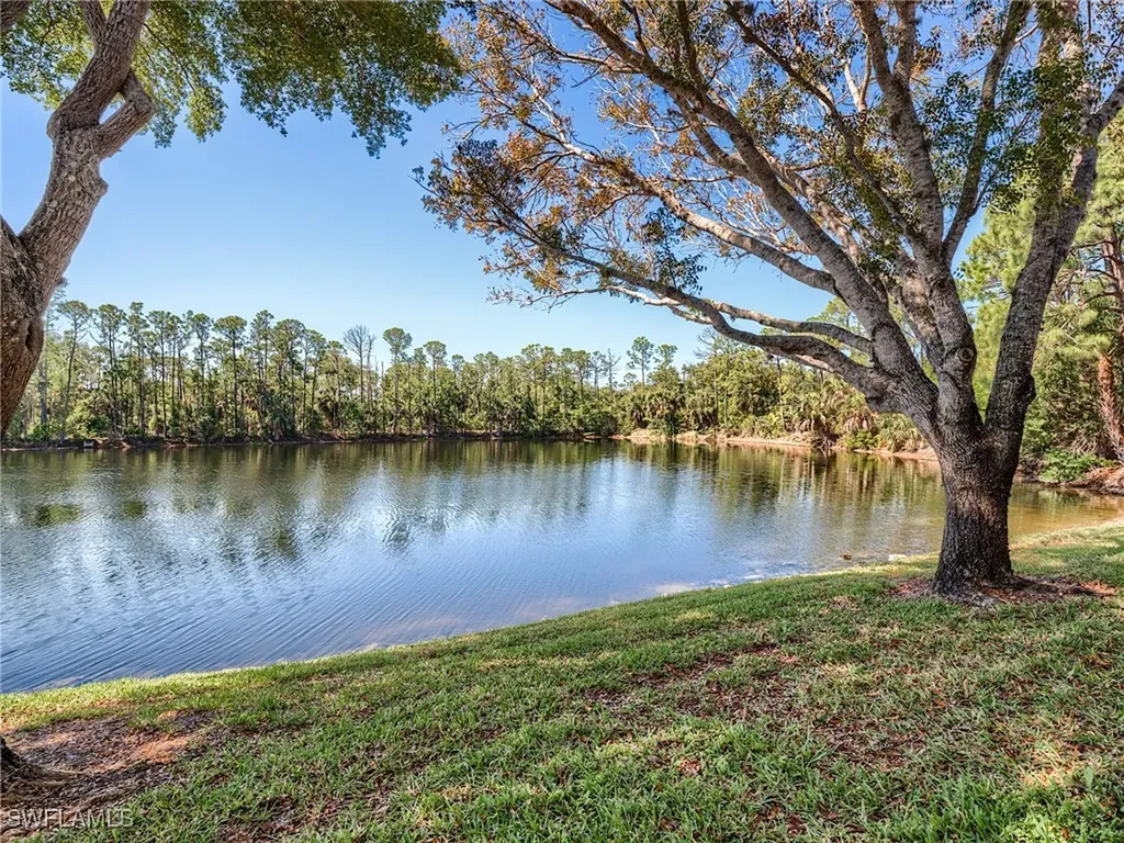 1016 Manor Lake Drive Naples FL 34110