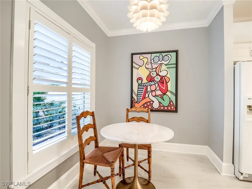 1016 Manor Lake Drive Naples FL 34110