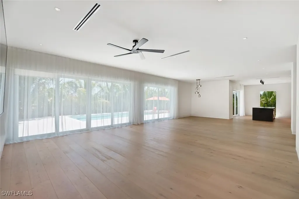 1135 Bluebird Avenue Marco Island FL 34145