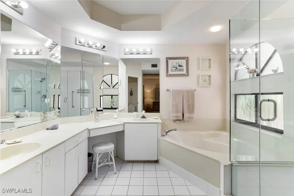 6510 Valen Way Naples FL 34108