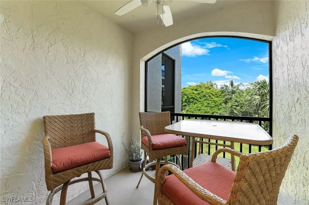 6510 Valen Way Naples FL 34108