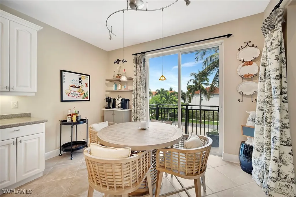 1004 5th Street S Naples FL 34102