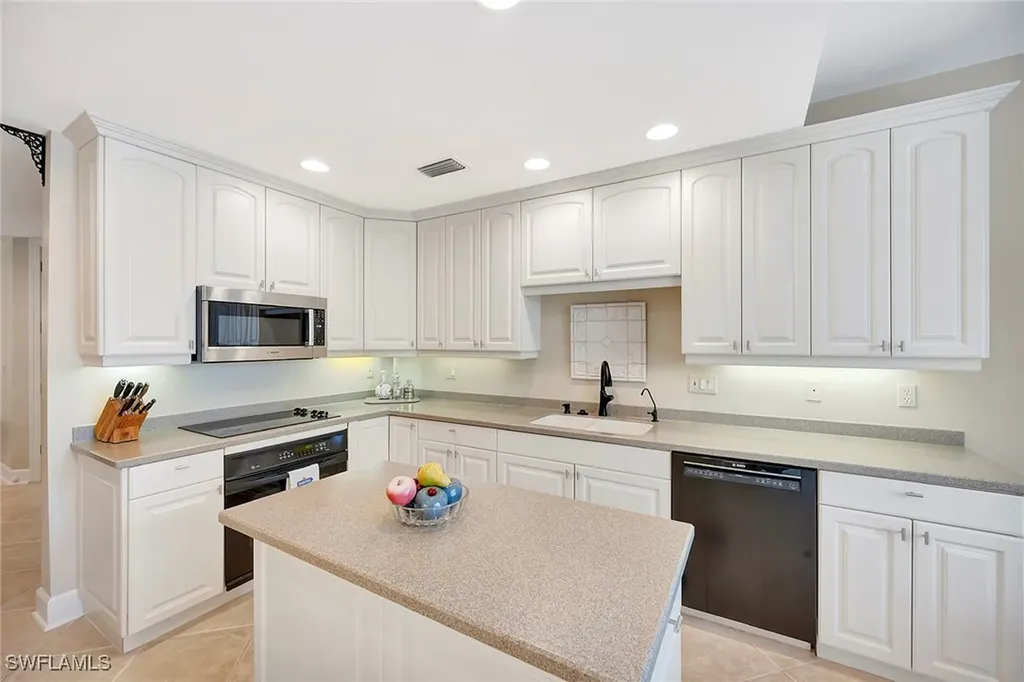 1004 5th Street S Naples FL 34102