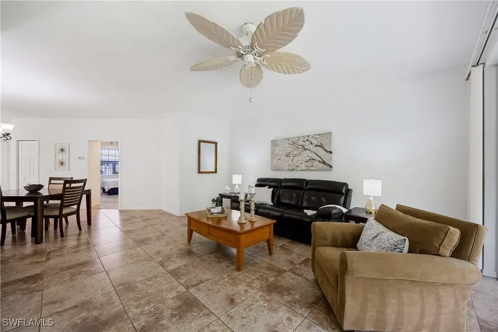 3745 Fieldstone Boulevard Naples FL 34109