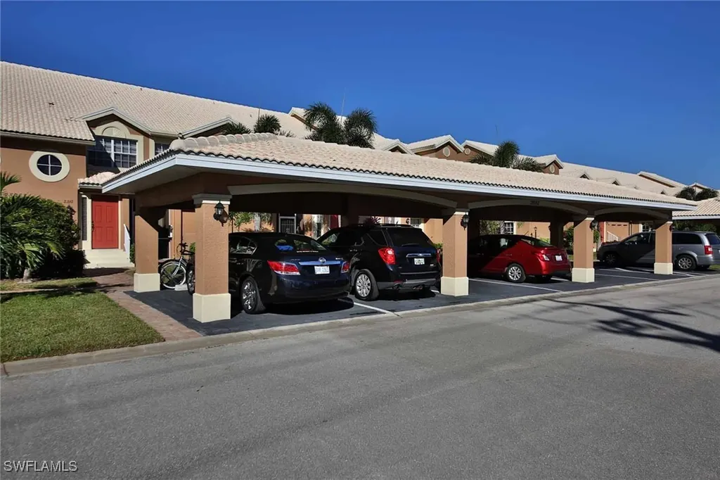 28068 Cavendish Court Bonita Springs FL 34135