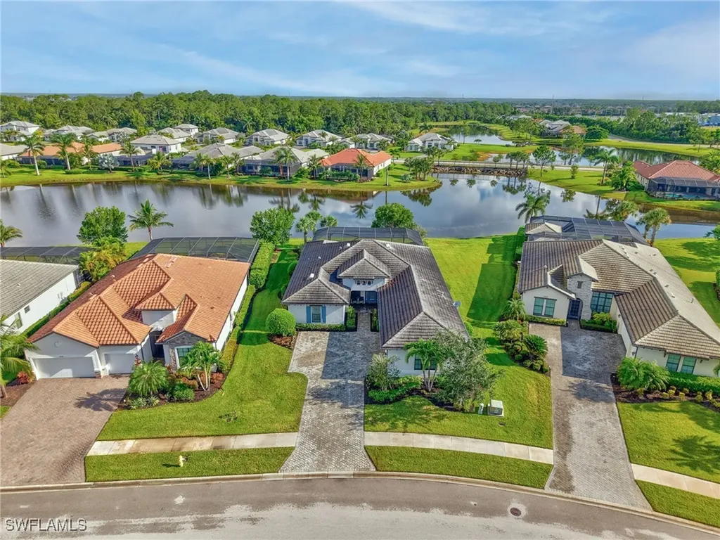 2079 Antigua Lane N Naples FL 34120