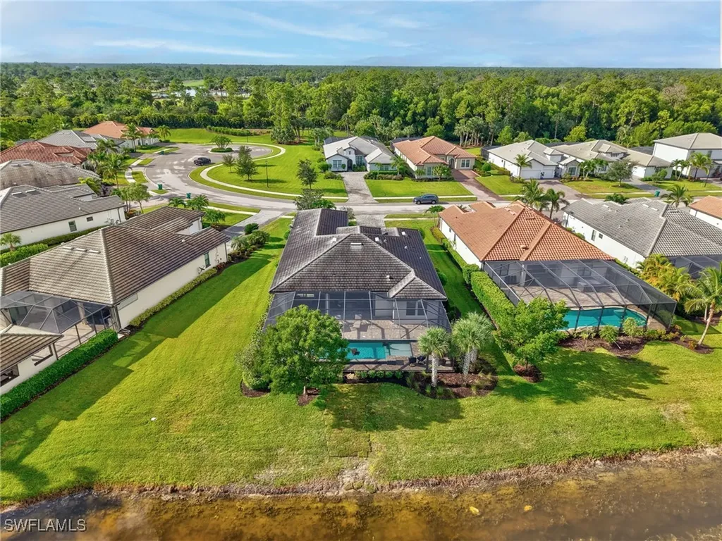 2079 Antigua Lane N Naples FL 34120