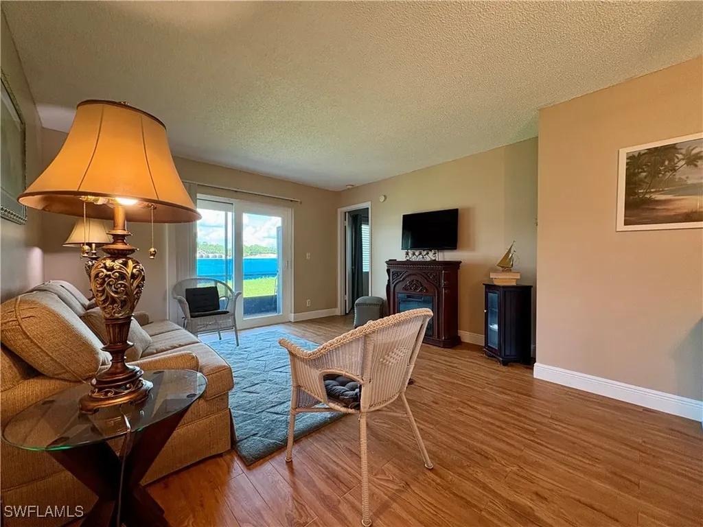 4318 27th Court SW Naples FL 34116