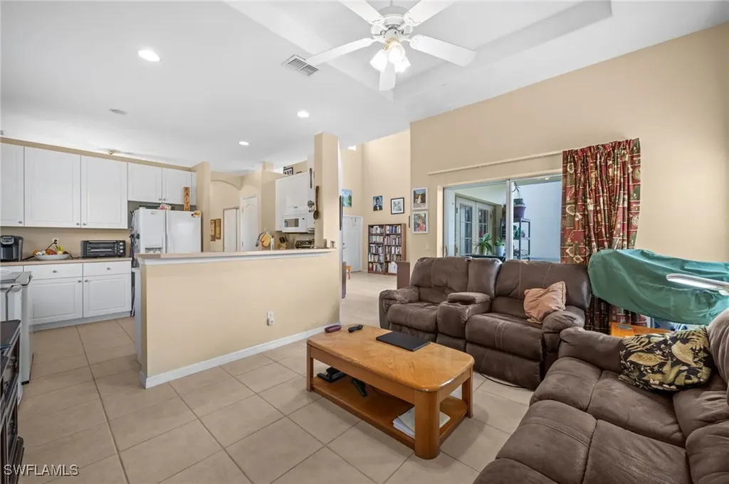 8830 Spring Mountain Way Fort Myers FL 33908