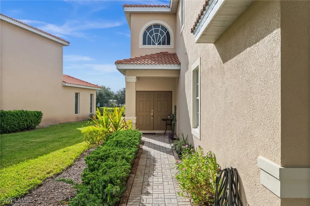 8830 Spring Mountain Way Fort Myers FL 33908