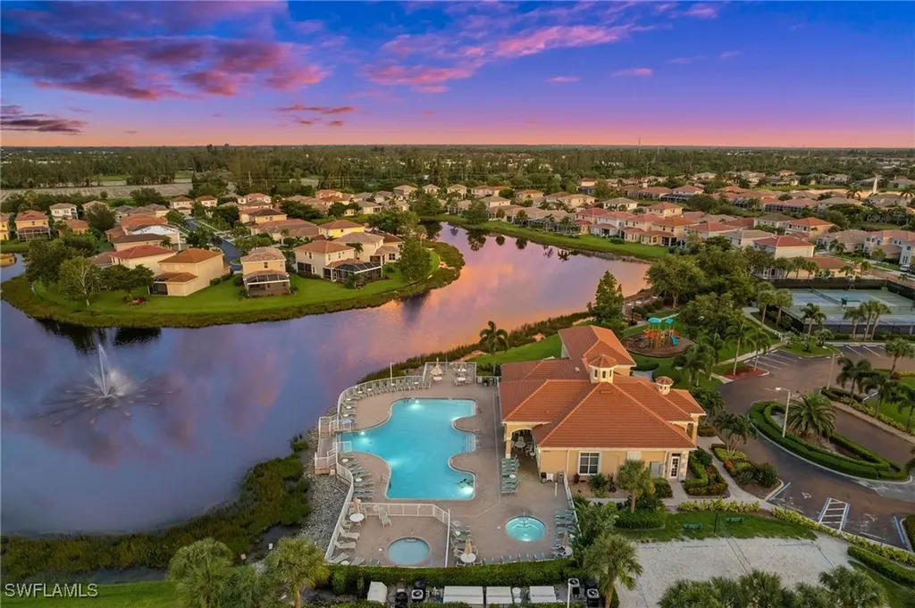 8830 Spring Mountain Way Fort Myers FL 33908