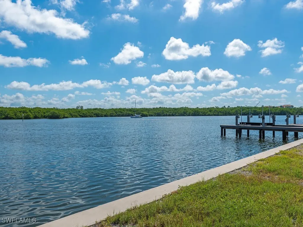 2375 Tarpon Road Naples FL 34102