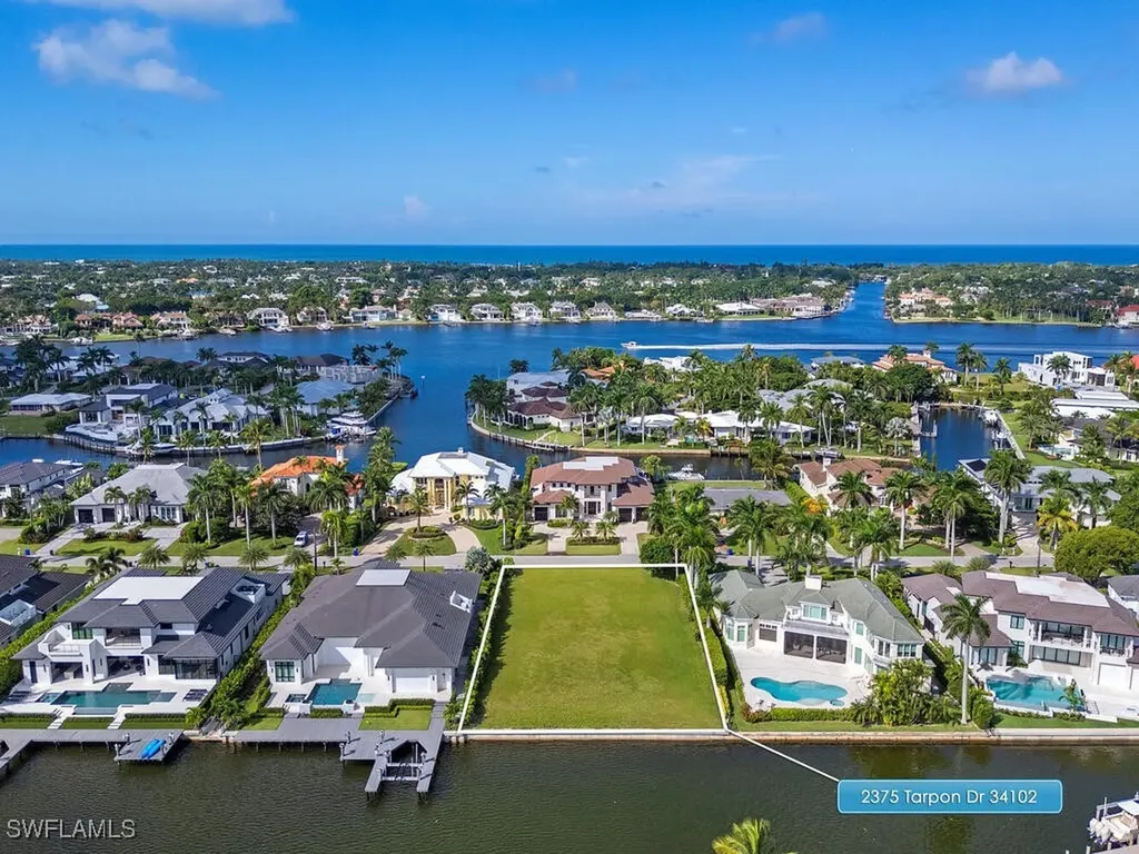 2375 Tarpon Road Naples FL 34102