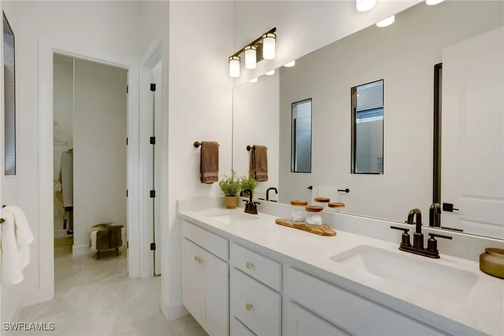 10112 Seaside Way Bonita Springs FL 34135