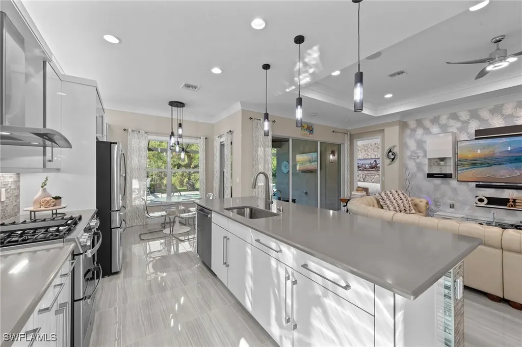 28560 Twain Drive Bonita Springs FL 34135