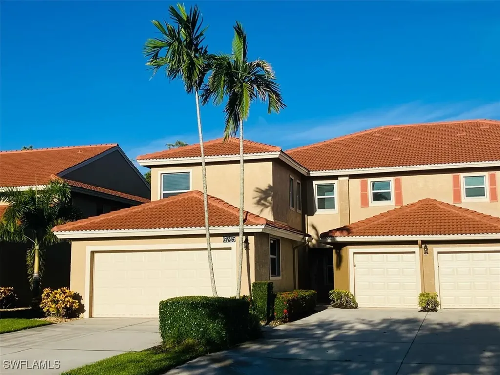 6745 Huntington Lakes Circle Naples FL 34119