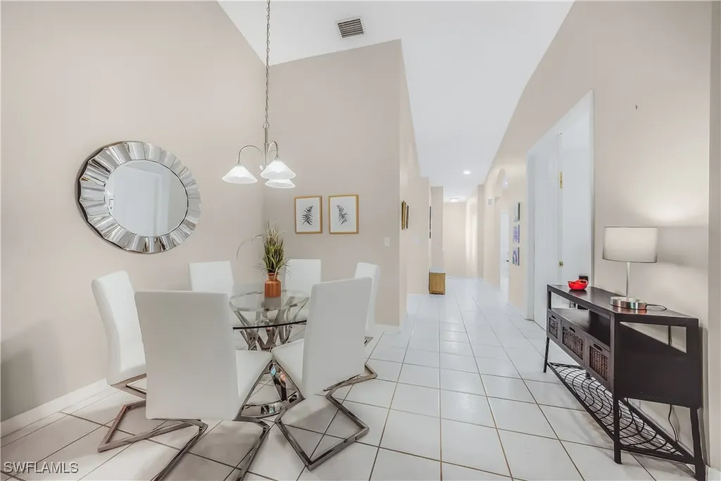 6745 Huntington Lakes Circle Naples FL 34119