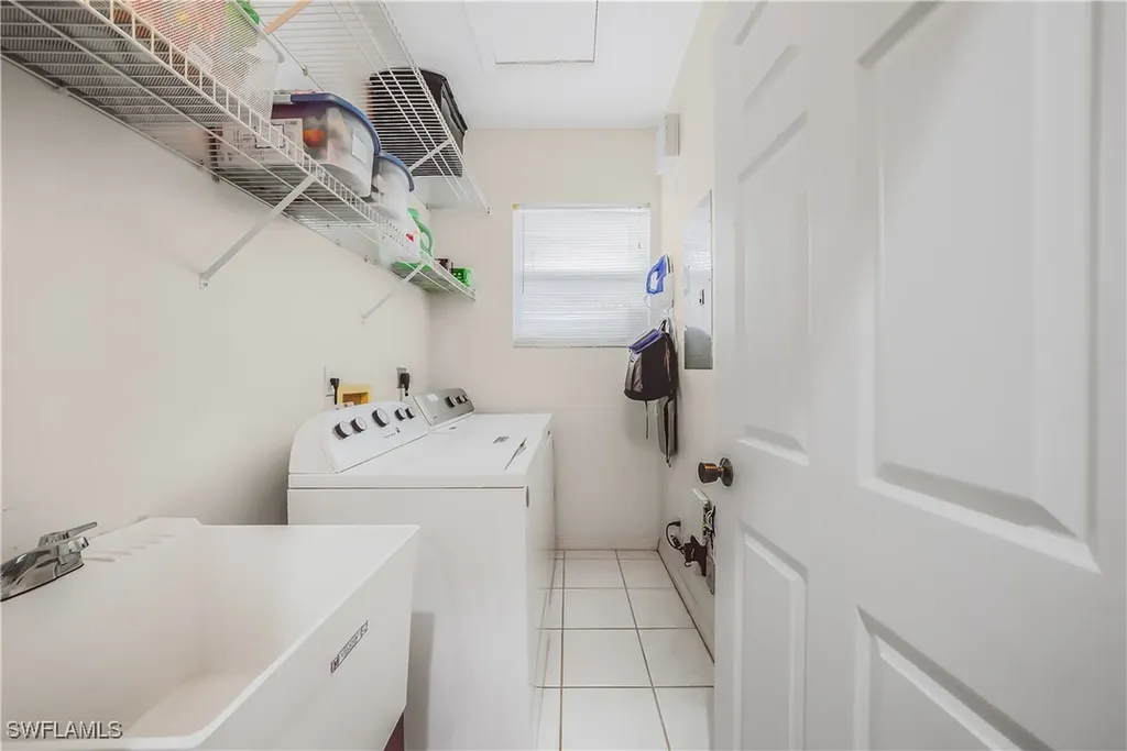 6745 Huntington Lakes Circle Naples FL 34119