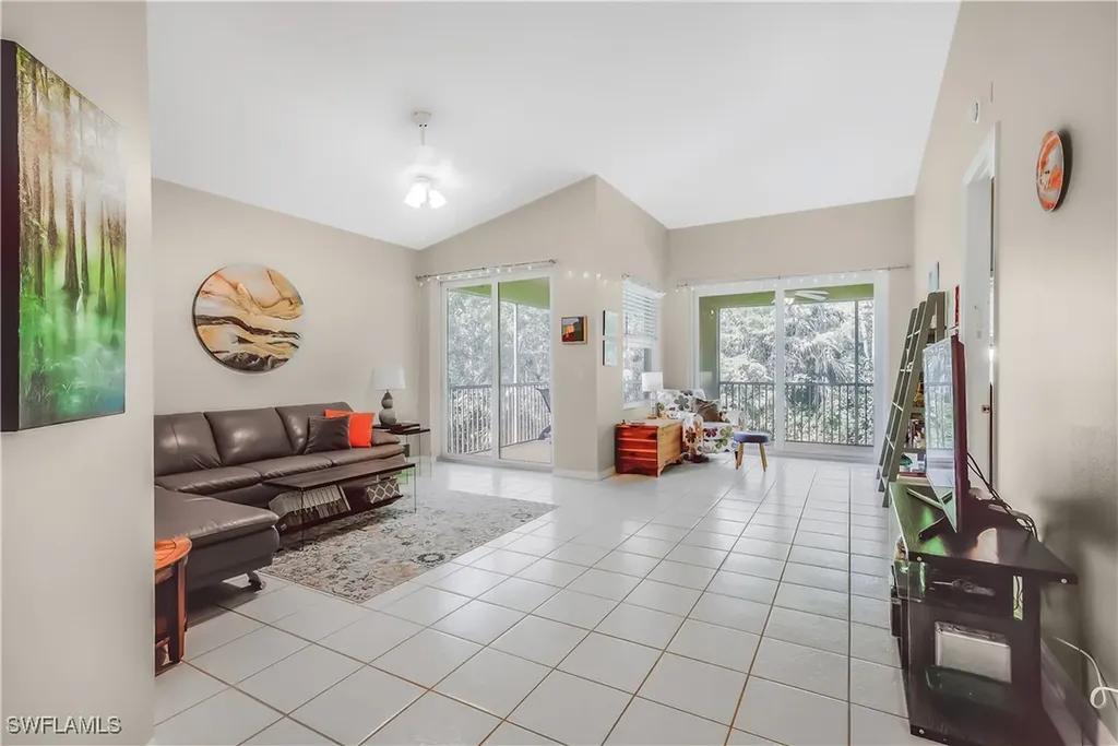 6745 Huntington Lakes Circle Naples FL 34119