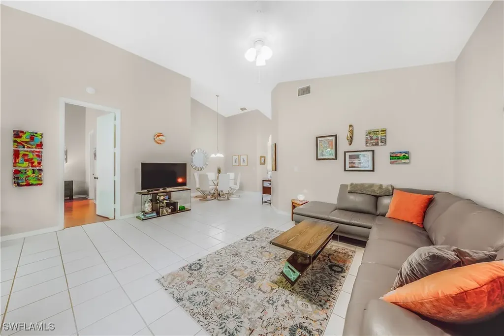 6745 Huntington Lakes Circle Naples FL 34119