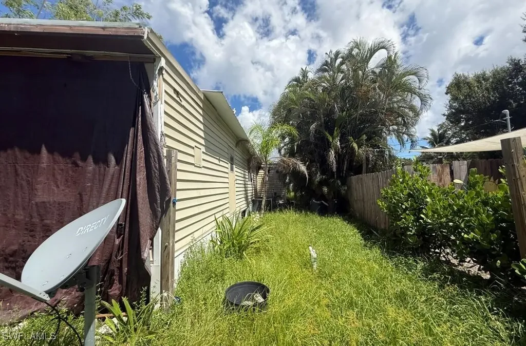 12660 Water Lane Fort Myers FL 33908