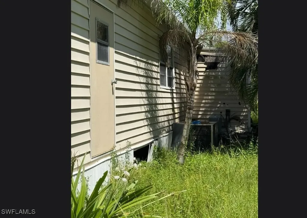 12660 Water Lane Fort Myers FL 33908