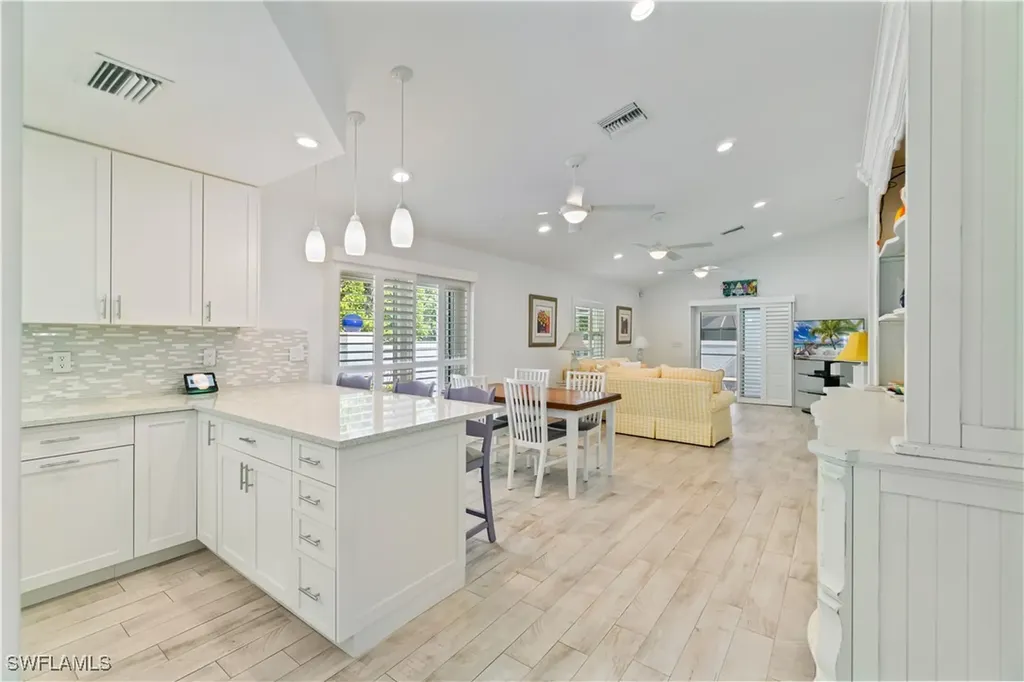 4266 Springs Lane Bonita Springs FL 34134