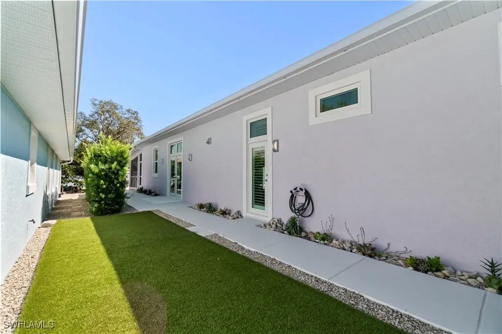 4266 Springs Lane Bonita Springs FL 34134