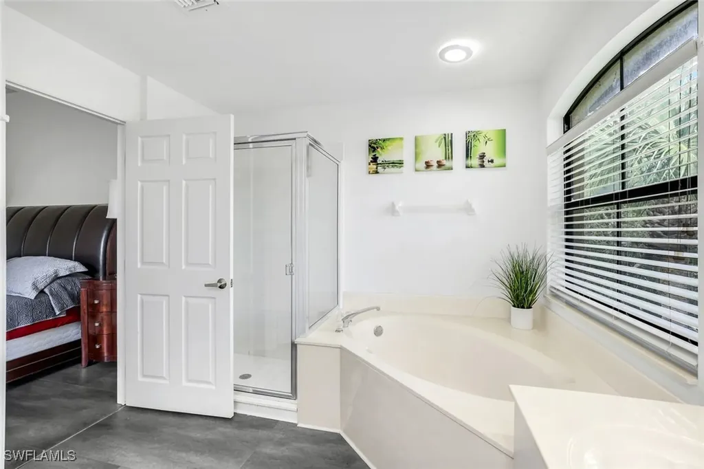 178 Vintage Circle Naples FL 34119