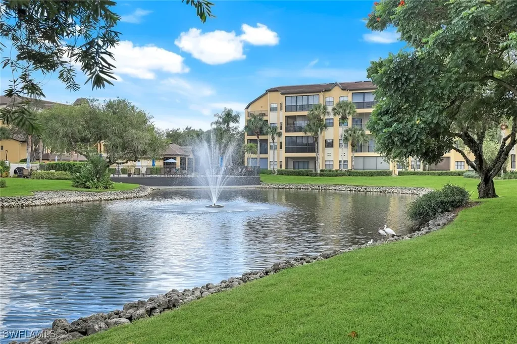 178 Vintage Circle Naples FL 34119