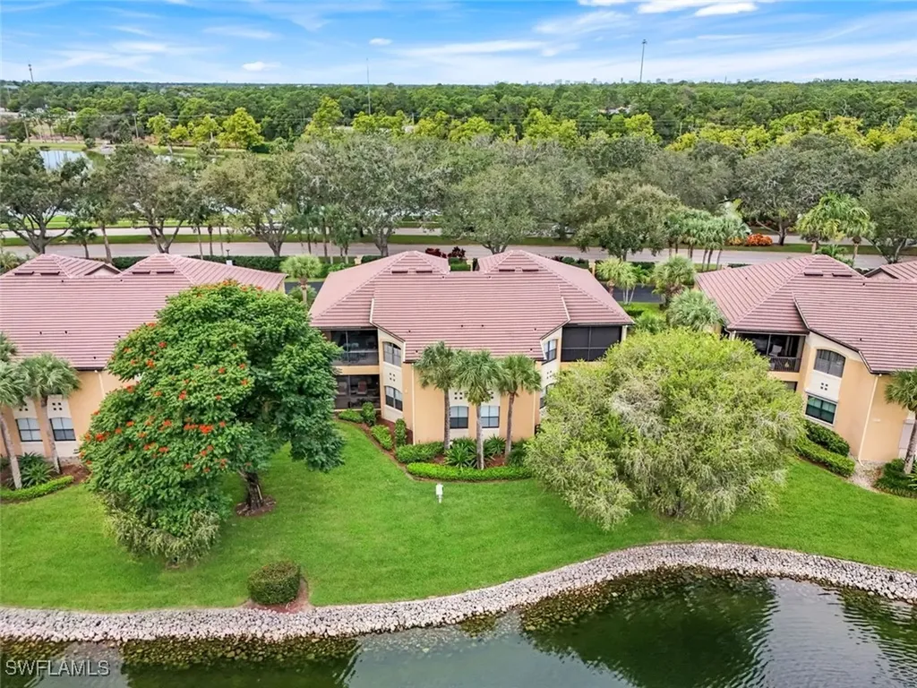 178 Vintage Circle Naples FL 34119