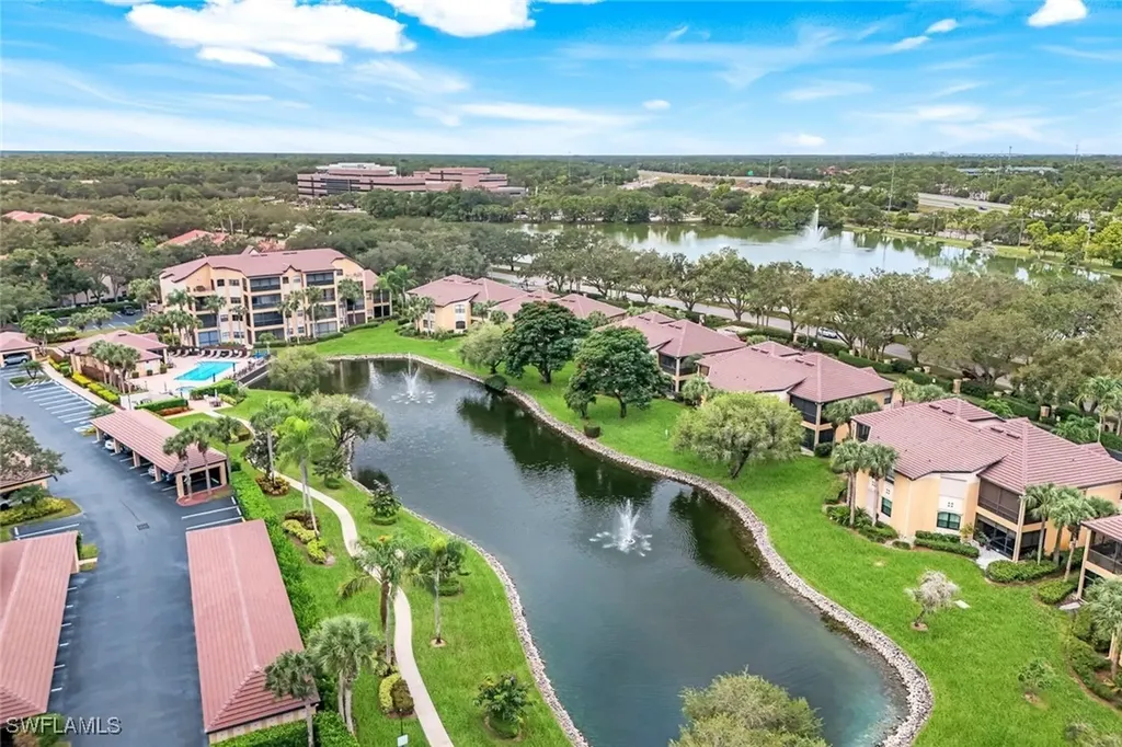 178 Vintage Circle Naples FL 34119