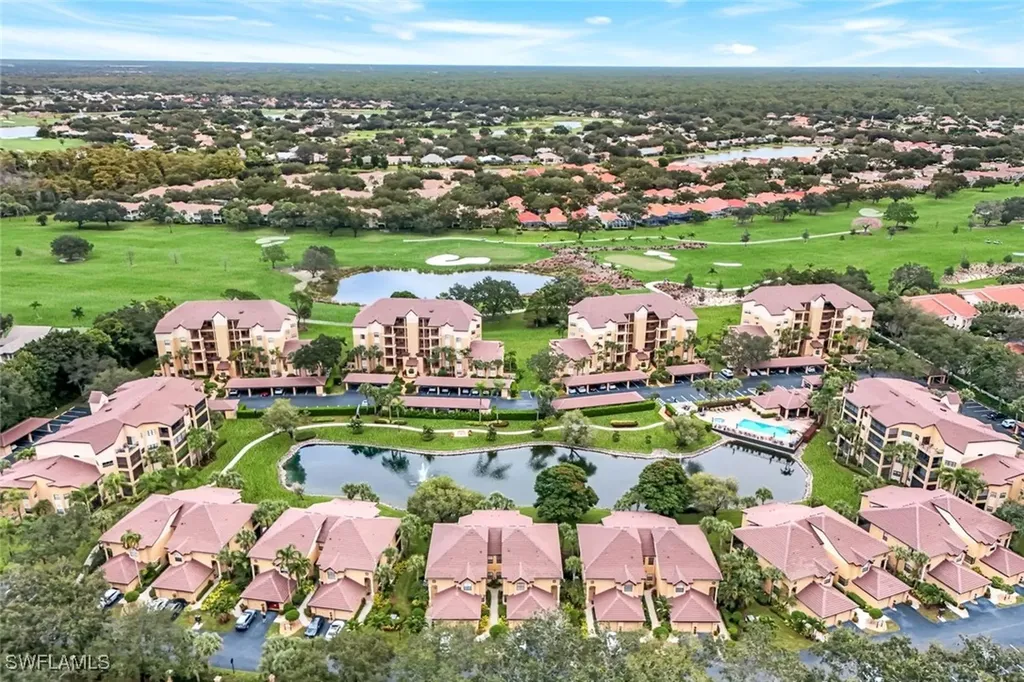 178 Vintage Circle Naples FL 34119