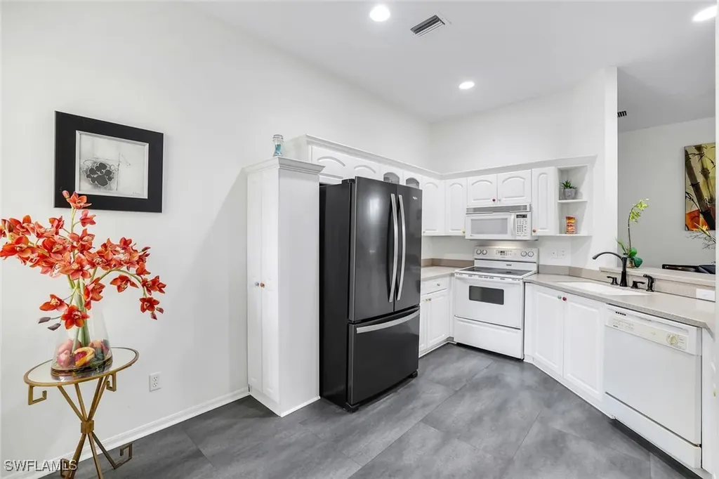 178 Vintage Circle Naples FL 34119