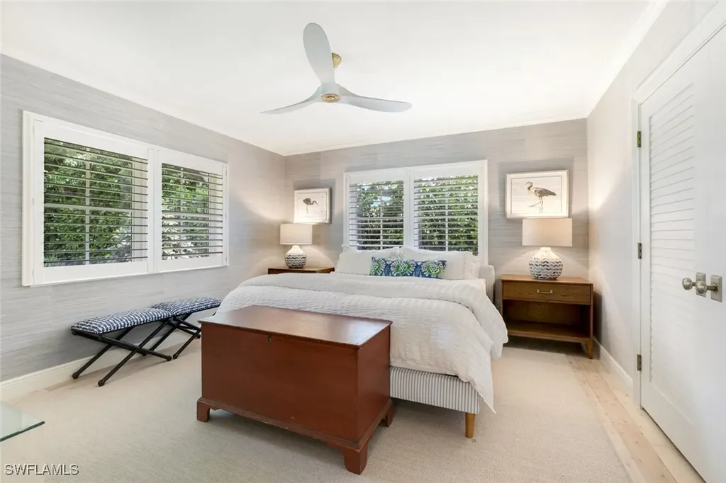 642 6th Avenue N Naples FL 34102