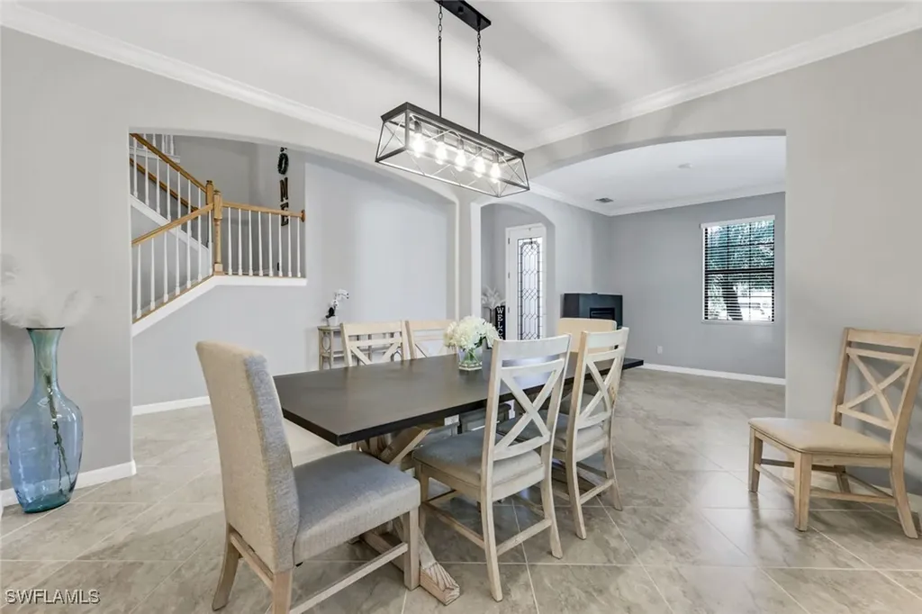 4264 Raffia Palm Circle Naples FL 34119